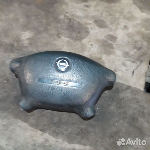 Подушка безопасности водителя Опель Вектра Б