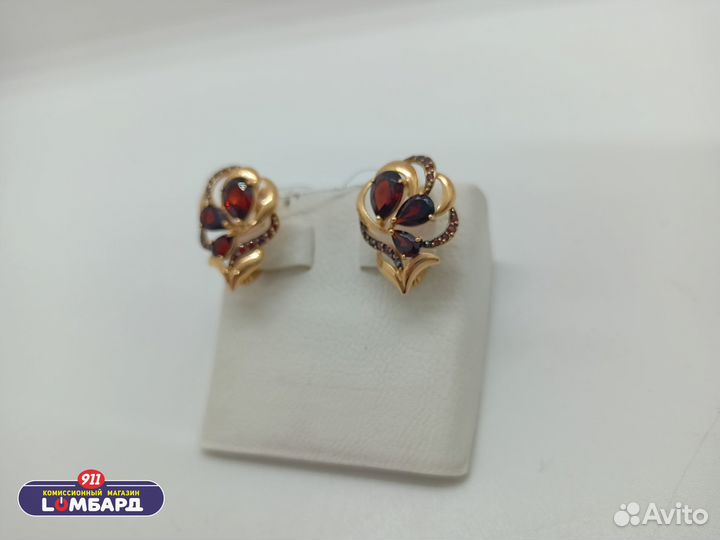 Золотые серьги 585