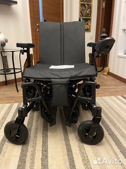 Коляска инвалидная с электроприводом