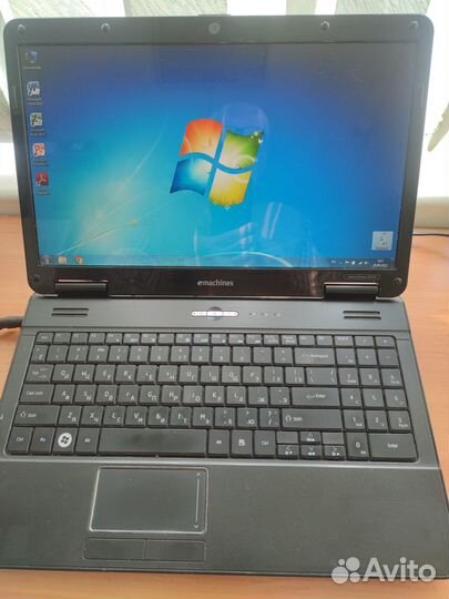 Ноутбук Emachines E525 (Acer)