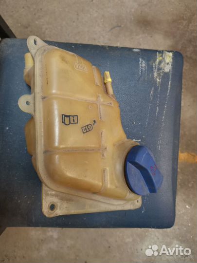 Расширительный бочек фф Пассат Б5