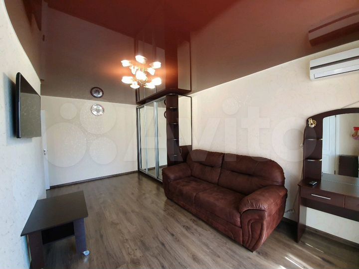 2-к. квартира, 42 м², 3/5 эт.