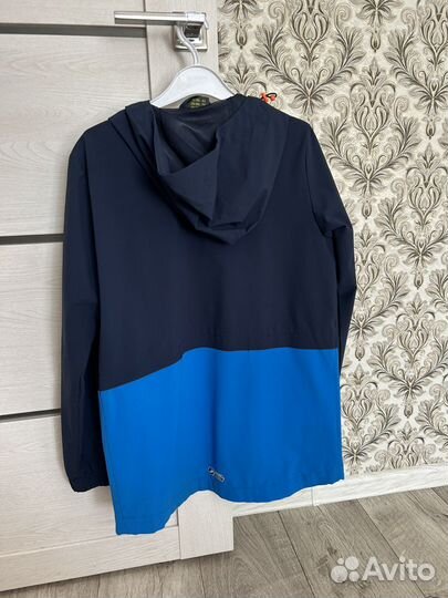 Ветровка для мальчика