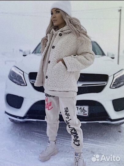 Костюм женский спортивный новый зимний
