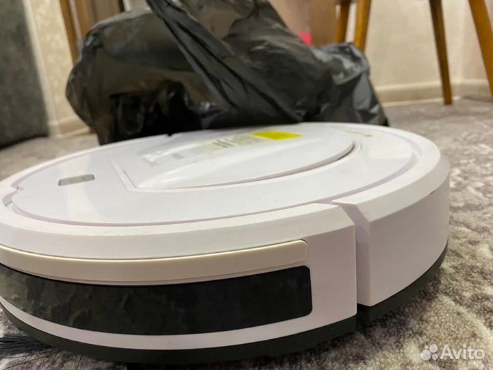 Робот пылесос