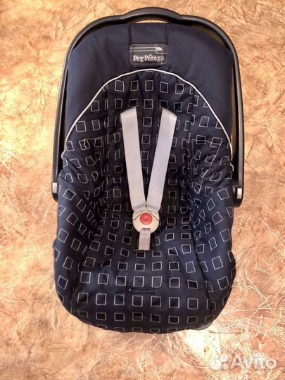 Автокресло-переноска группа 0+ (до 13 кг) Peg-Pere