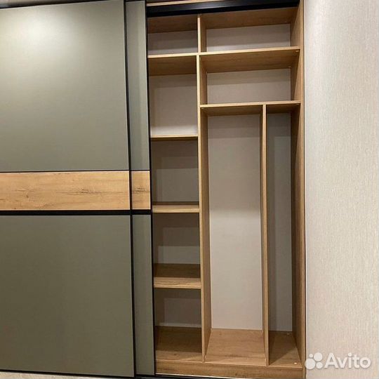 Шкаф стенка