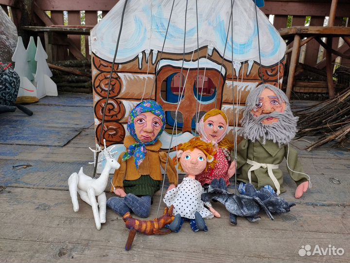 Театр штоковых марионеток/театр на полу