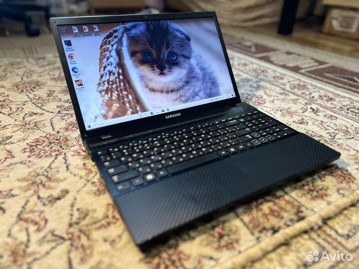 Игровой Ноутбук Samsung core i5/10гб/ssd/GT520MX