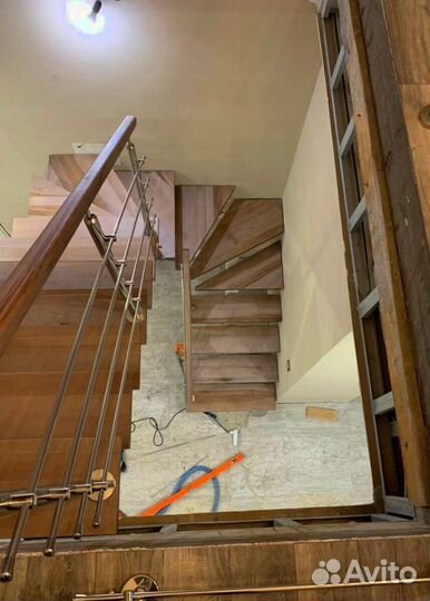 Лестничные перила кованные с монтажем