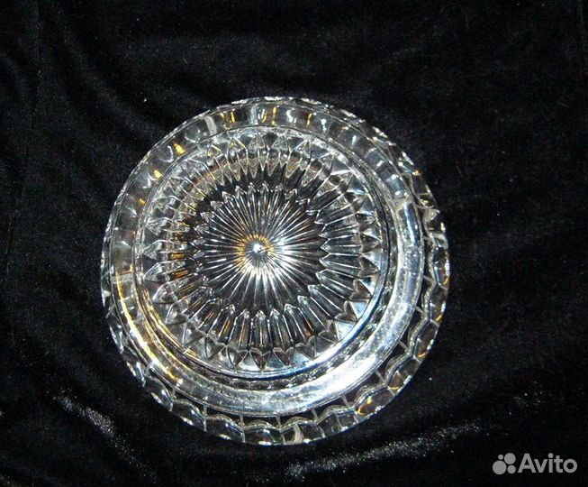 Солидная пепельница