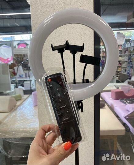 Кольцевая лампа