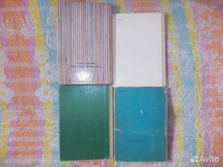 Папа, мама, бабушка, восемь детей и грузовик