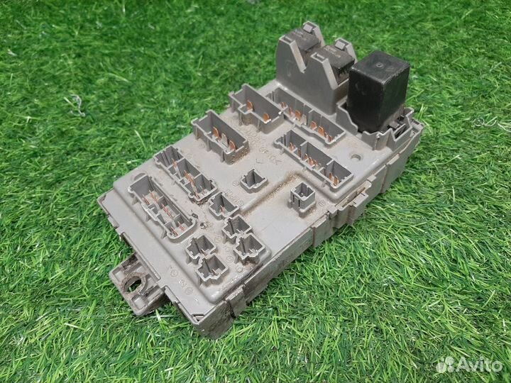 В наличии: Блок предохранителей Honda Pilot 1