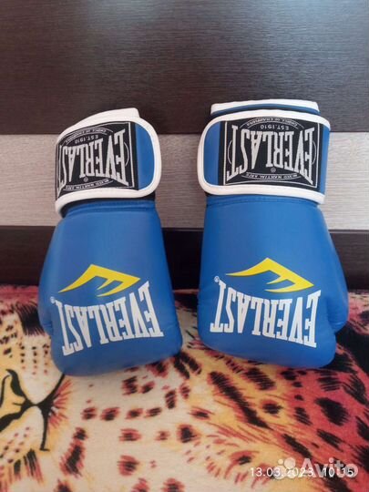 Боксерские перчатки детские 8 oz