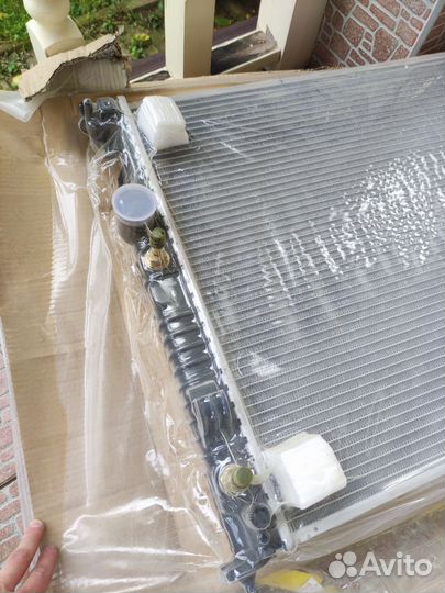 Радиатор охлаждения основной mercedes w164 w251