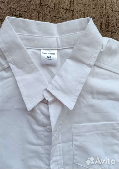 Рубашки на мальчика в идеальном состоянии 128-134