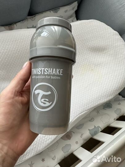 Бутылочки для кормления twistshake