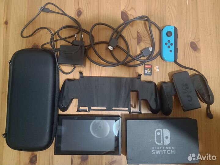 Игровая приставка nintendo switch (один joy-con)
