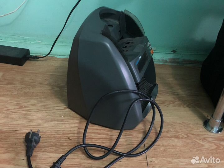 Апарат для денег