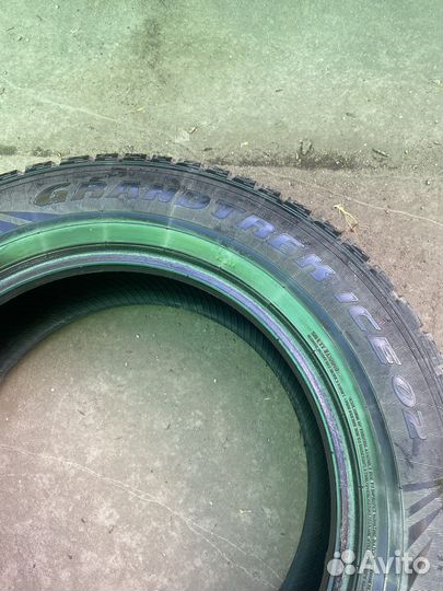 Dunlop Grandtrek Ice 02 235/65 R18