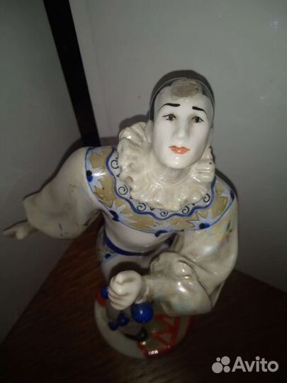 Фарфоровая статуэтка лфз, лзфи, зхк, в реставрацию