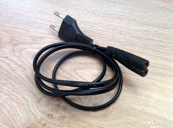 Кабель питания 220V