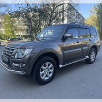 Mitsubishi Pajero 3.2 AT, 2014, 132 000 км, с пробегом, цена 2 350 000 руб.