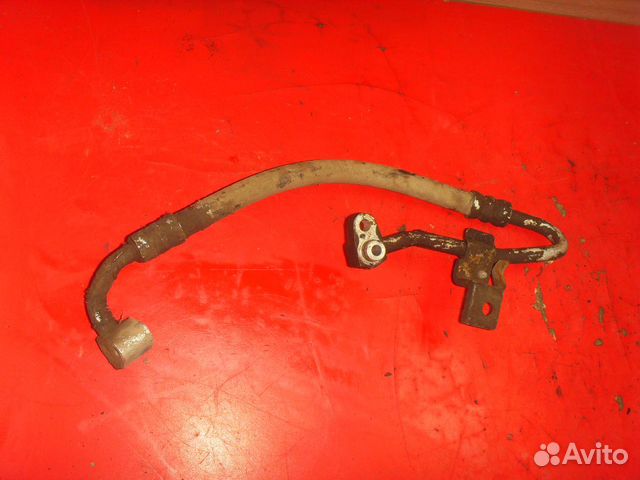 Трубка кондиционера 924901M215 Nissan Pulsar (N15)