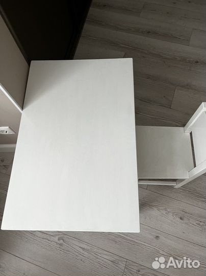 Детский стол и стул IKEA сундвик