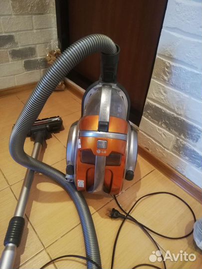 Пылесос LG