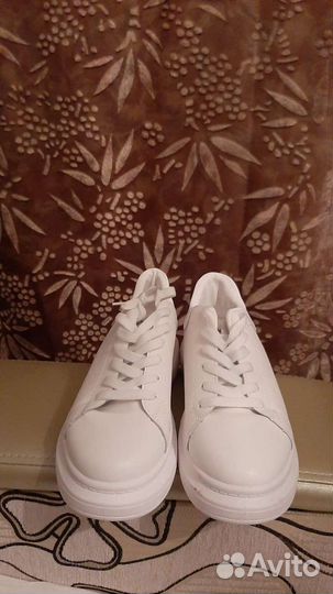 Женская одежда и обувь Весна и осень