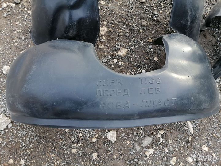 Подкрылки на Chery Tiggo