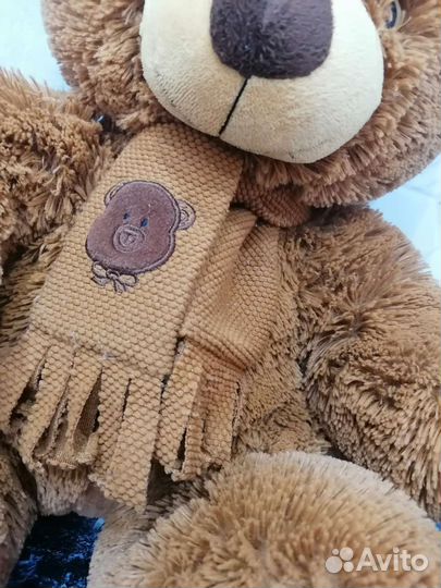 Плюшевый медведь