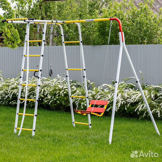 Новая детская уличная площадка. Спорткомплекс