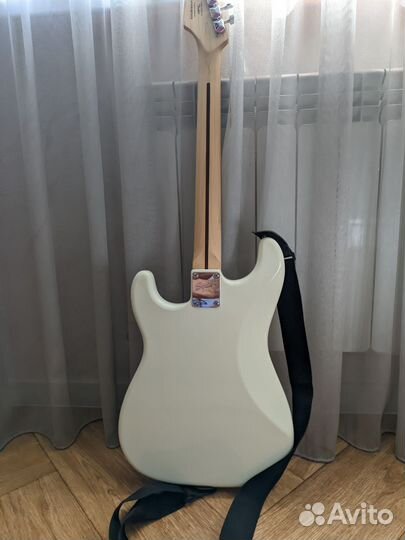 Электрогитара Fender squier