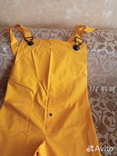 Новый мужской прорезиненнвй полукомбинезон 52-54