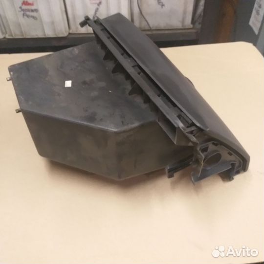 Бардачок рено меган 2