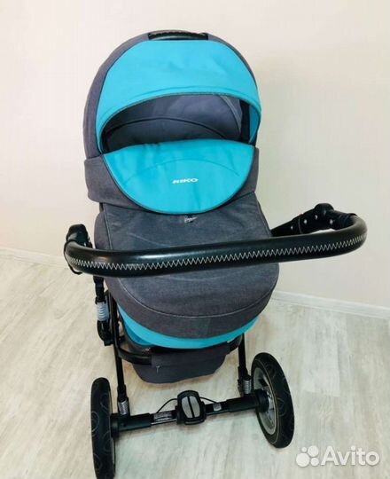 Коляска verdi 3 в 1,полная комплектация