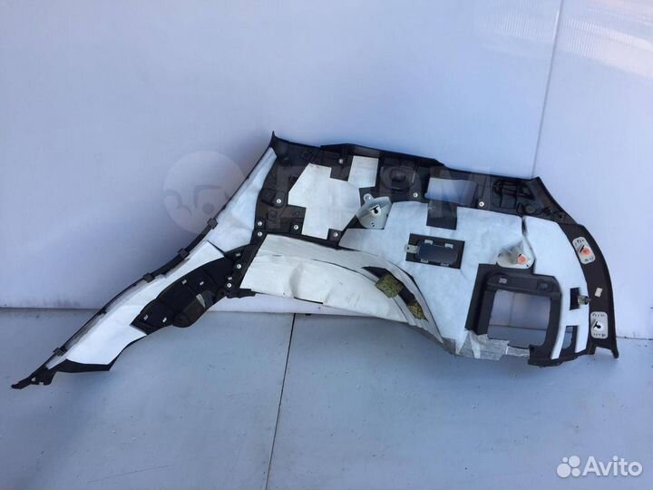 Обшивка заднего крыла нижняя левая Infiniti Fx35