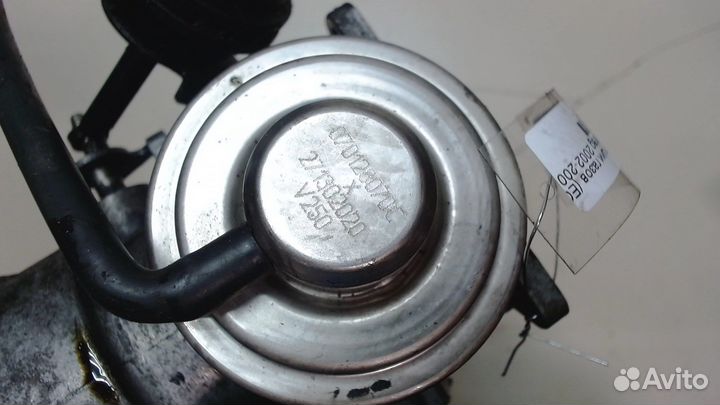 Клапан рециркуляции газов Volkswagen Touareg, 2004