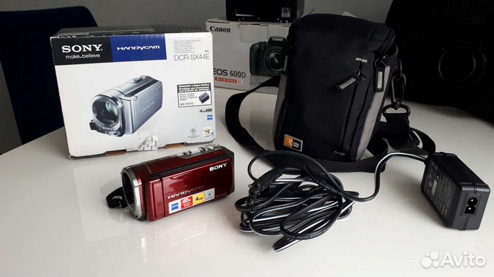 Видеокамера sony