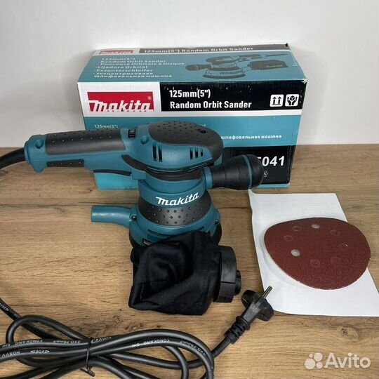 Шлифмашинка Makita BO5041