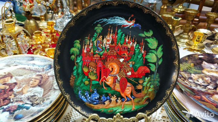 Тарелка декоративная 