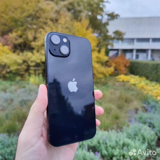 iPhone 13