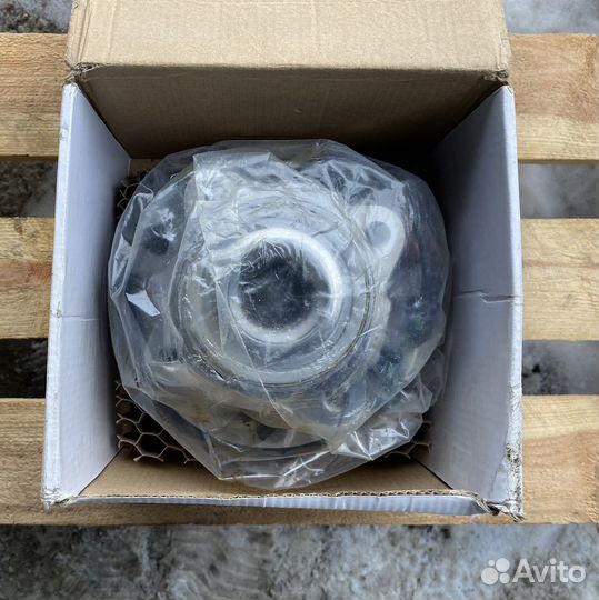 Ступица задняя Nissan Armada,Infinity QX56