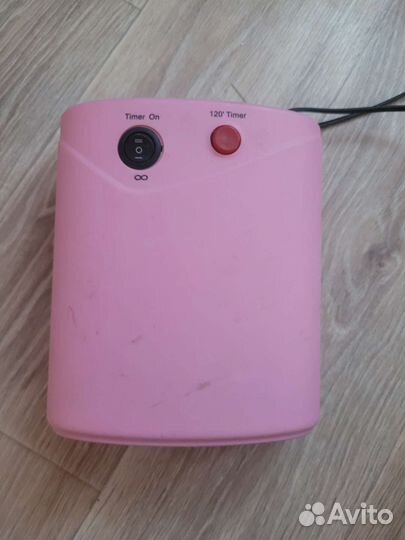 Уф лампа для ногтей