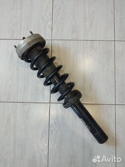 Стойка амортизатора передняя BMW X5 E70