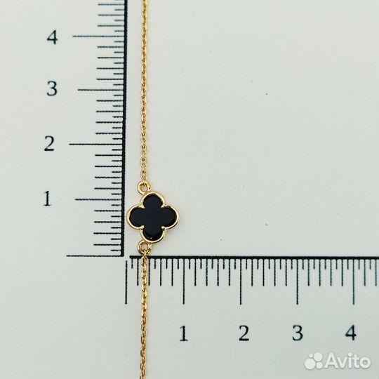 Золотое колье с камнем