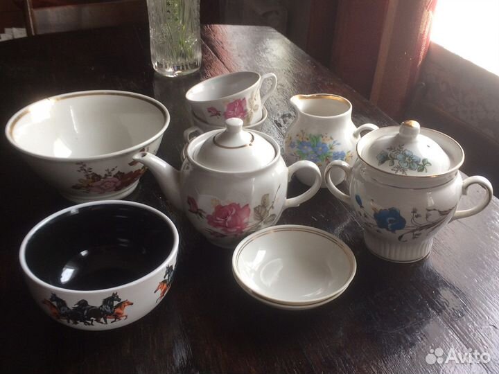 Набор фарфоровой посуды